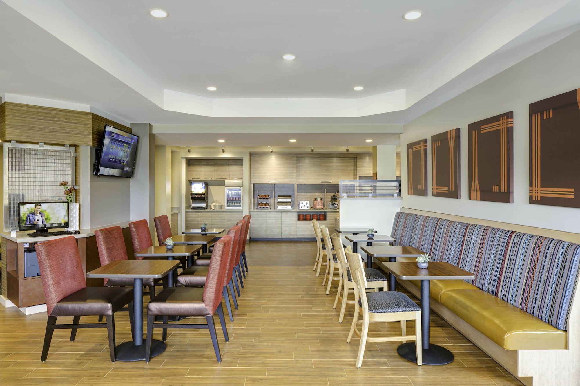 Towneplace Suites Lake Charles Exterior photo